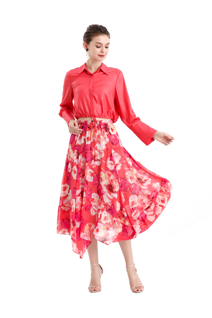 S068-8 女士碎花雪纺不对称拼接长喇叭手帕裙