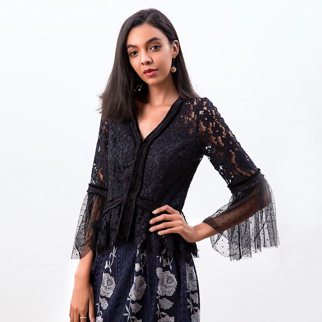 T183 女士花卉扇贝蕾丝圆点网眼组合饰边晚装长袖衬衫