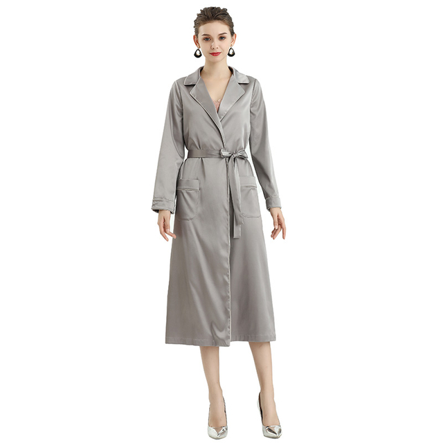 C096 女士重缎面长袖撞色滚边裹身长外套