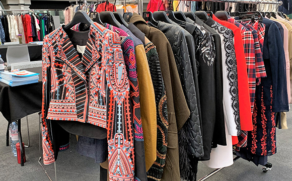 24EF0941E9B77A405E76859BD24D6B