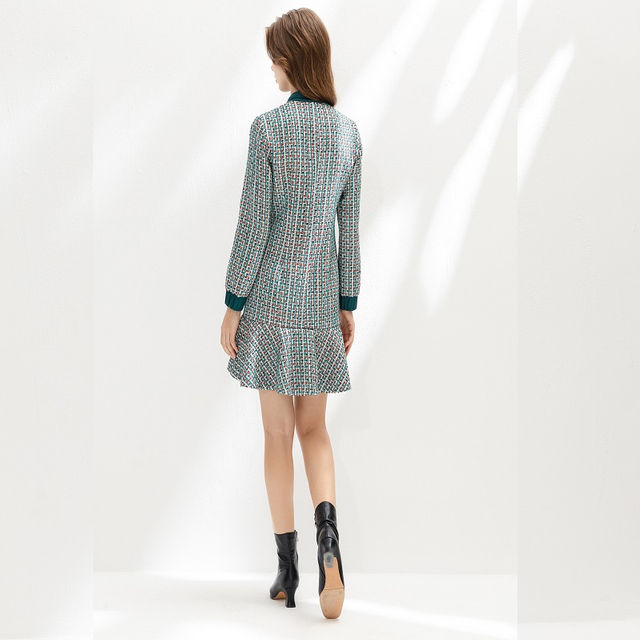 C151女装纱染粗花呢长袖荷叶边下摆迷你连衣裙