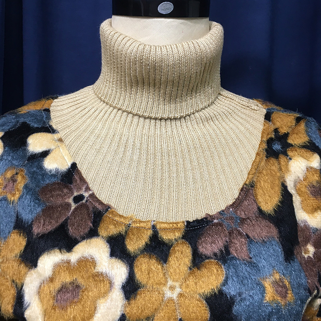 T246 女士二合一花朵提花针织高领长袖套头衫