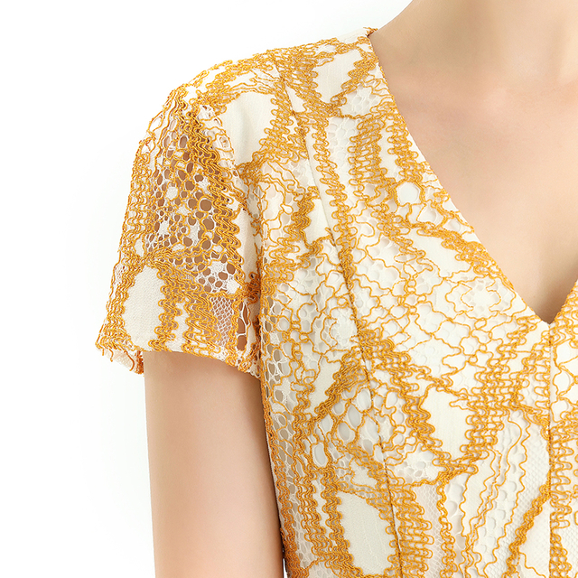 D062-8女装双色孔眼蕾丝V 领小肩袖喇叭形中长晚礼服连衣裙