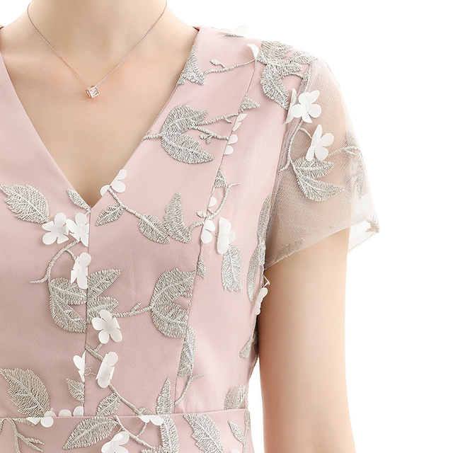 D063女装立体花朵刺绣欧根纱V 领小肩袖喇叭形中长晚礼服连衣裙